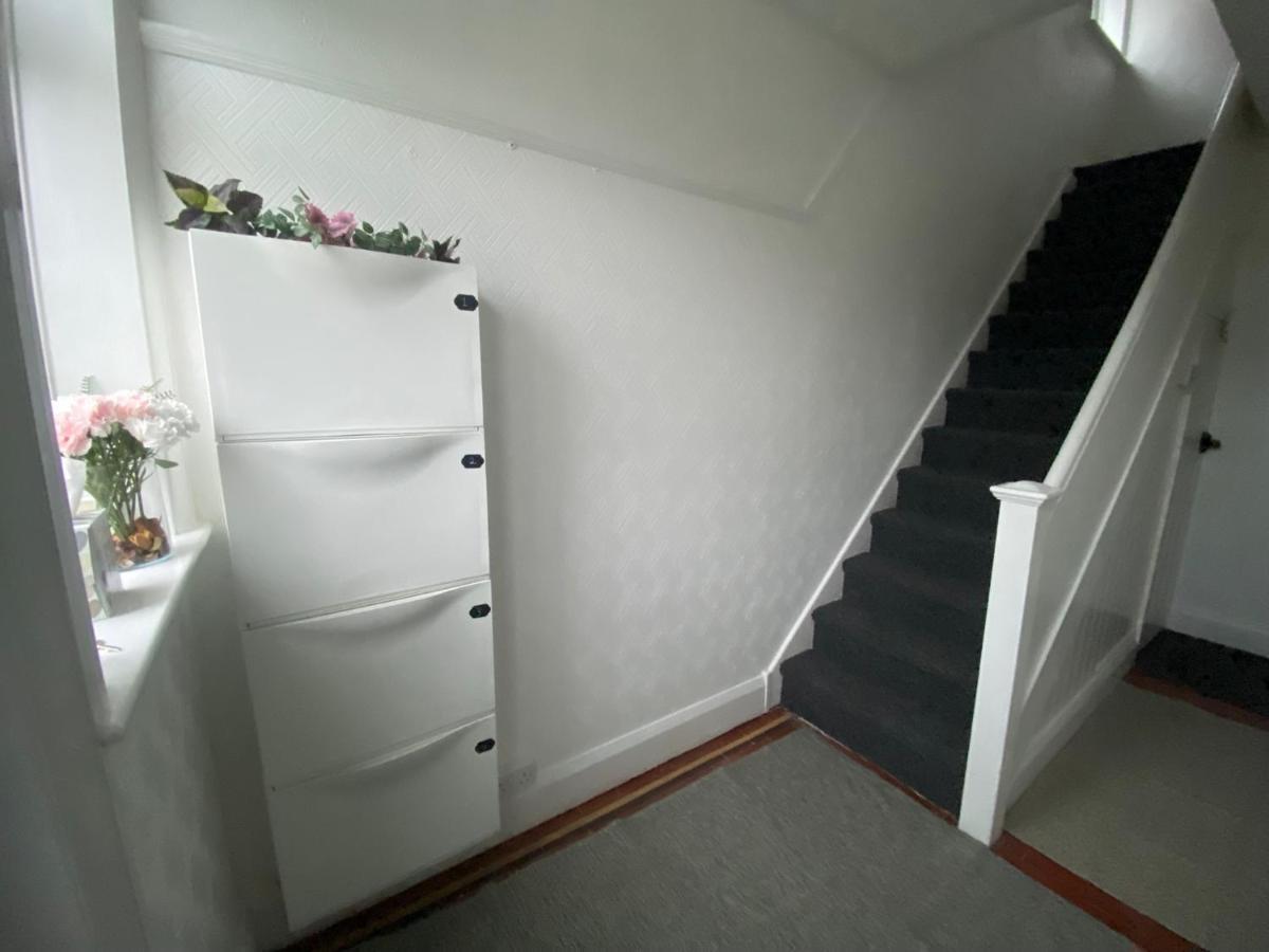 Room 2 Peaceful Stay Near Derby City Centre Esterno foto