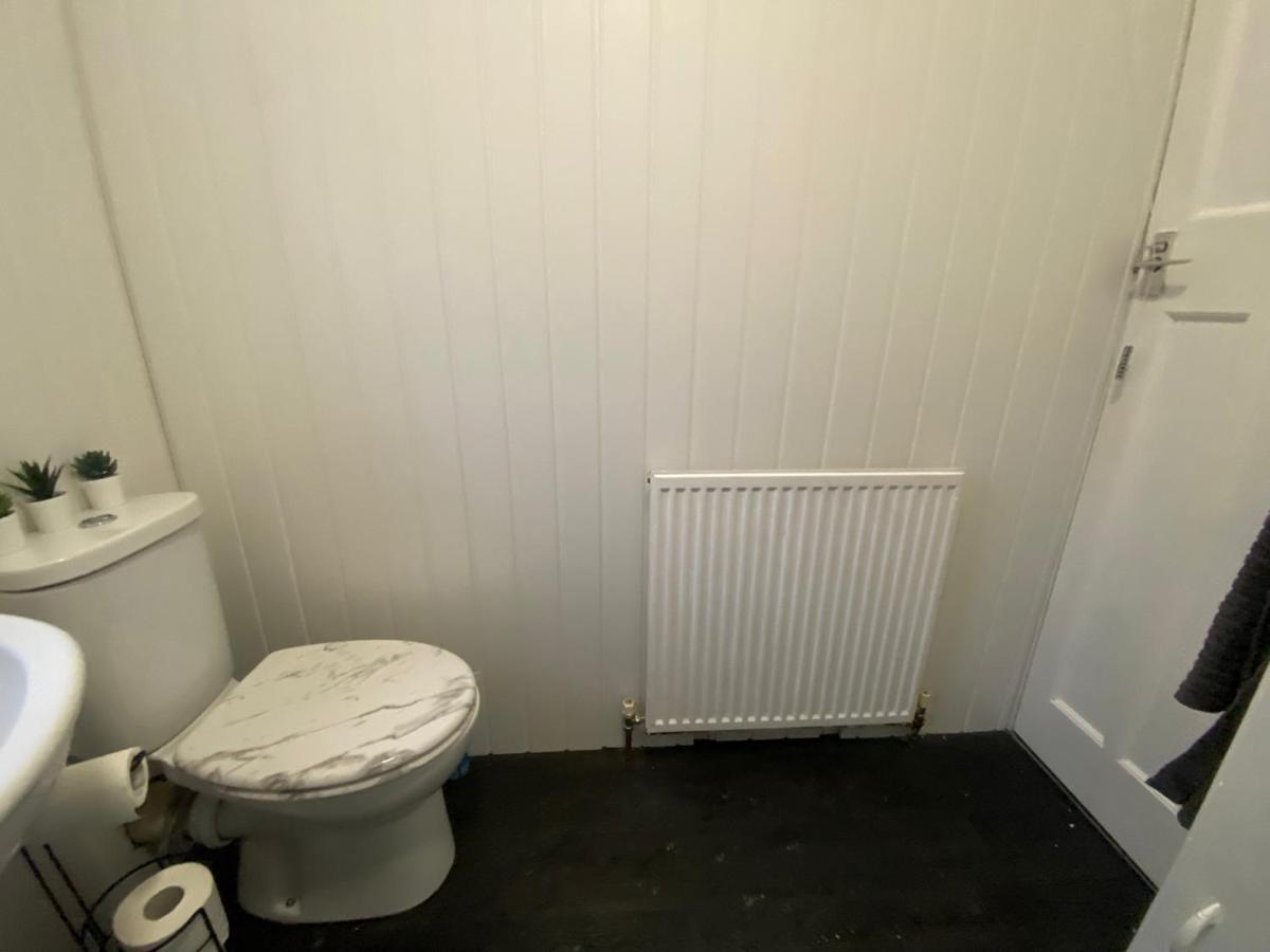 Room 2 Peaceful Stay Near Derby City Centre Esterno foto