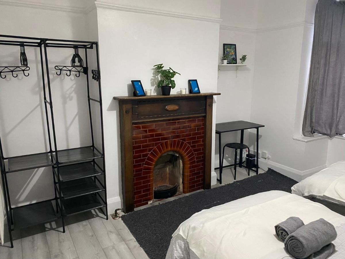Room 2 Peaceful Stay Near Derby City Centre Esterno foto