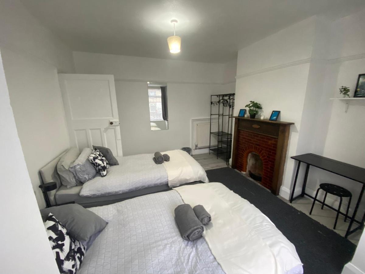 Room 2 Peaceful Stay Near Derby City Centre Esterno foto